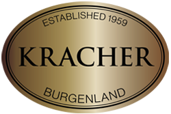 Das Synonym für edelsüße Weine in höchster Vollendung.  Die Weingärten vom Weinlaubenhof Kracher liegen zwischen Illmitz und dem Ufer des Neusiedlersees.
